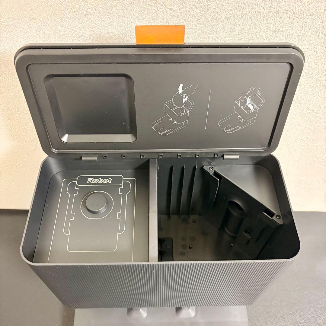 【通電OK／現状品】 Roomba j7+ ルンバロボット掃除機+クリーンベース