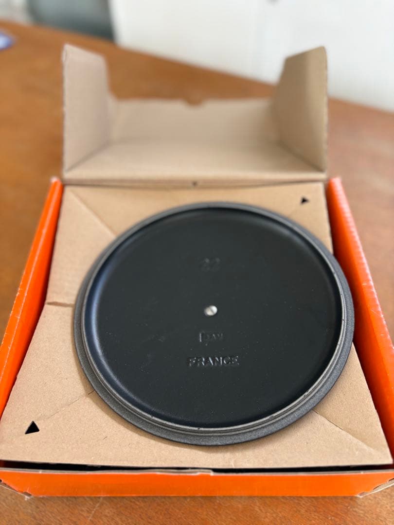 LE CREUSET 鋳鉄 両手鍋 黒 約22cm