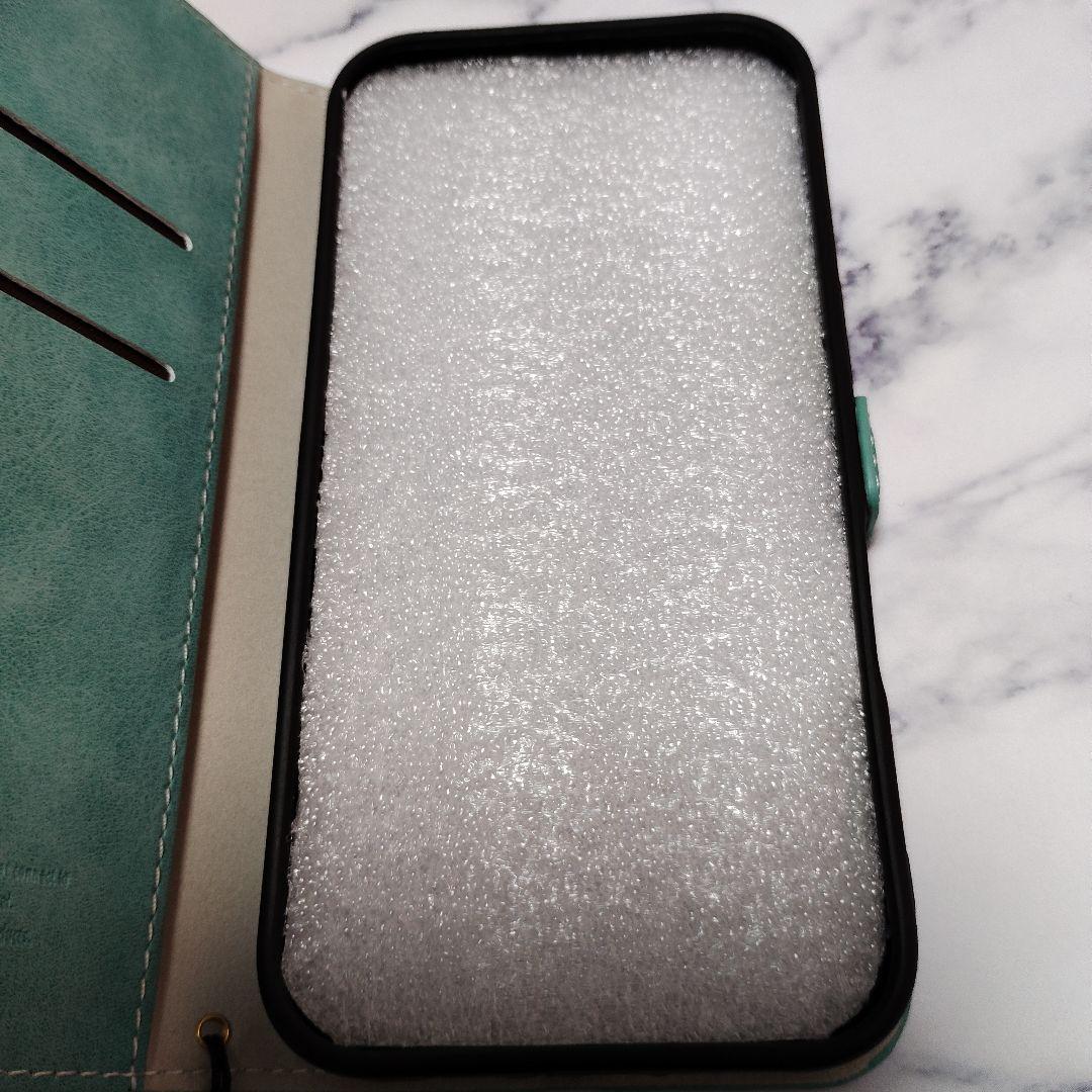 新品未使用品　iPhone16e 手帳型ケース