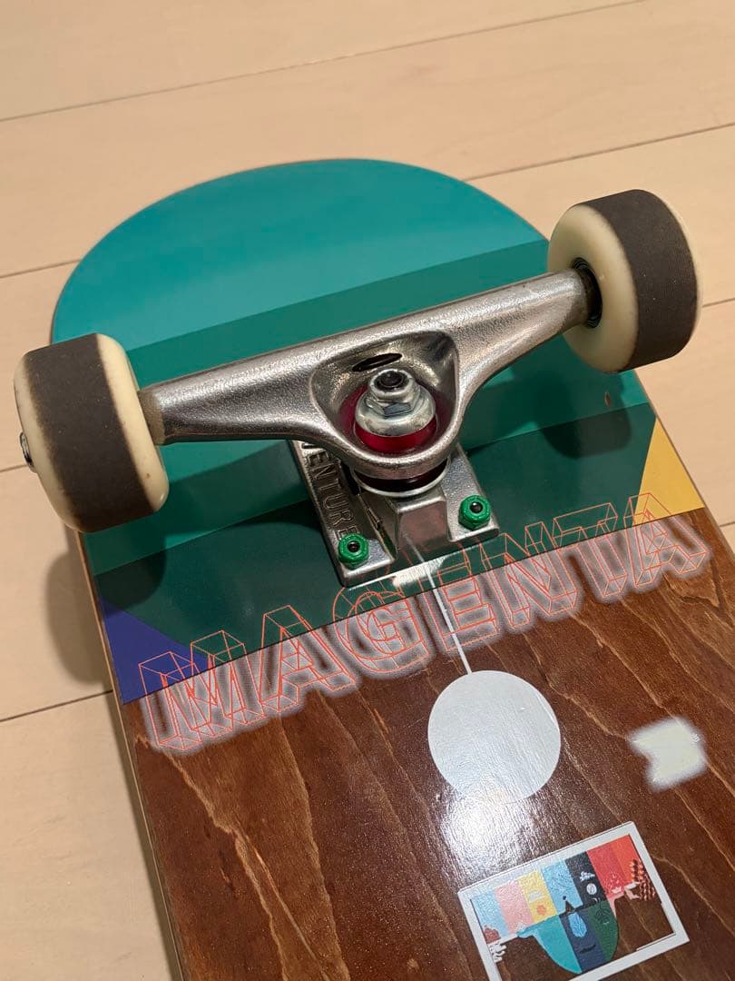 デッキ8.0inch・venture low・ウィール52mm