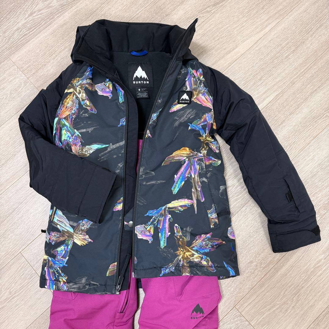 Burton 子ども用スノーボードウェア上下 キッズSサイズ 130cm前後