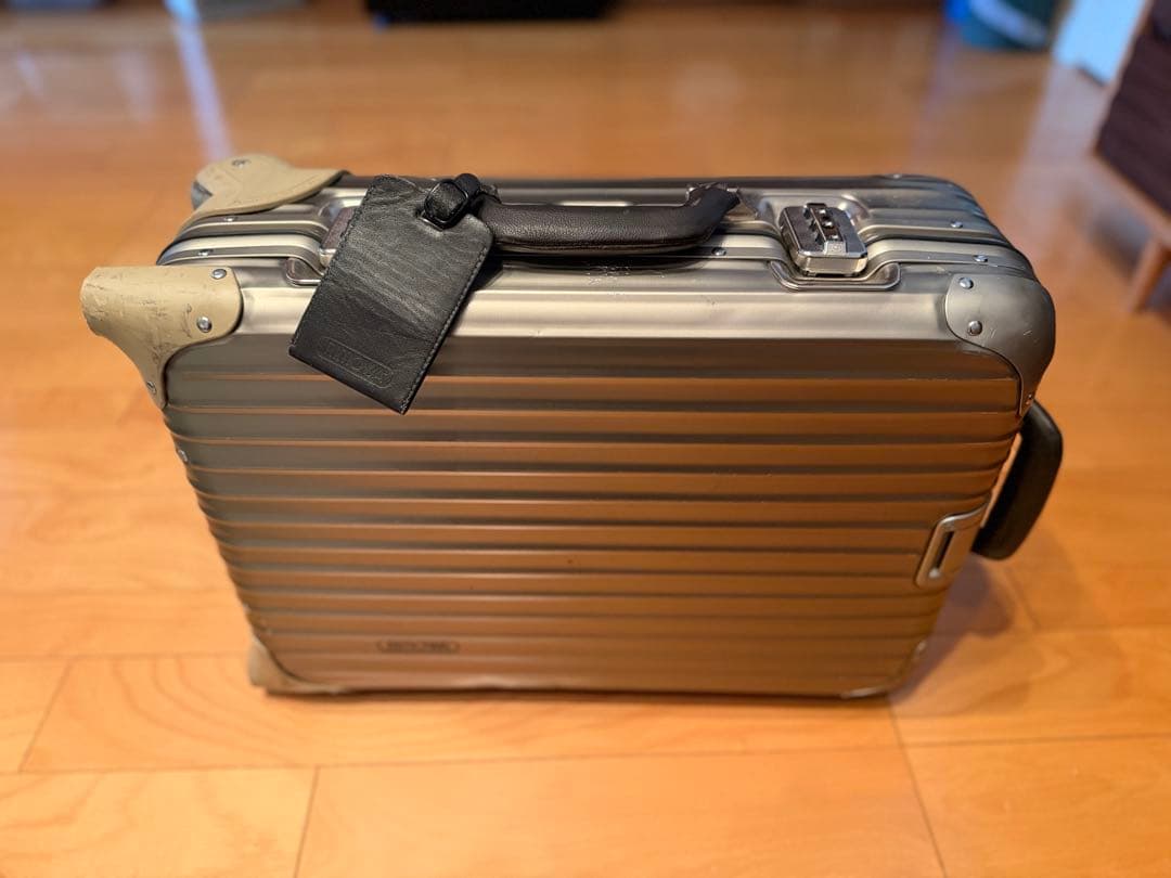 RIMOWA トパーズ　チタニウム　32L