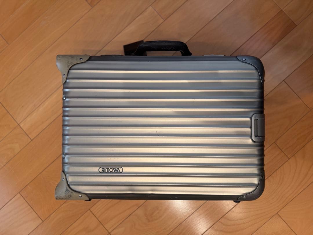 RIMOWA トパーズ　チタニウム　32L