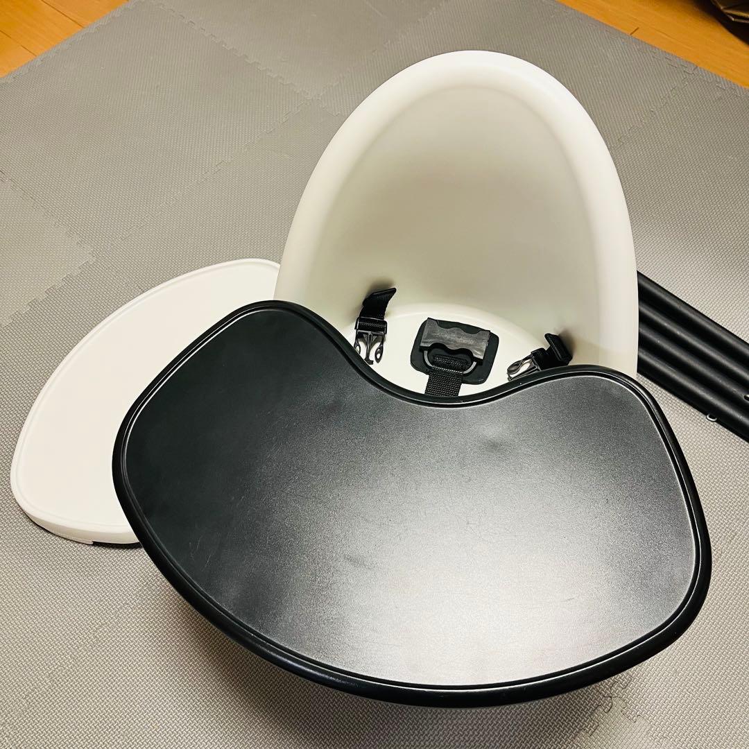 ベビービョルン ハイチェア ホワイト 折りたたみ式 BABYBJÖRN