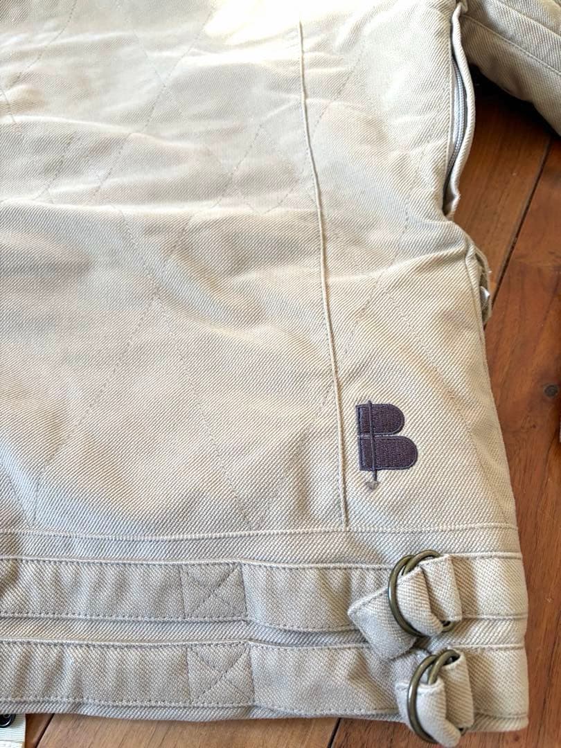 バートンベージュスノージャケット ファー付き