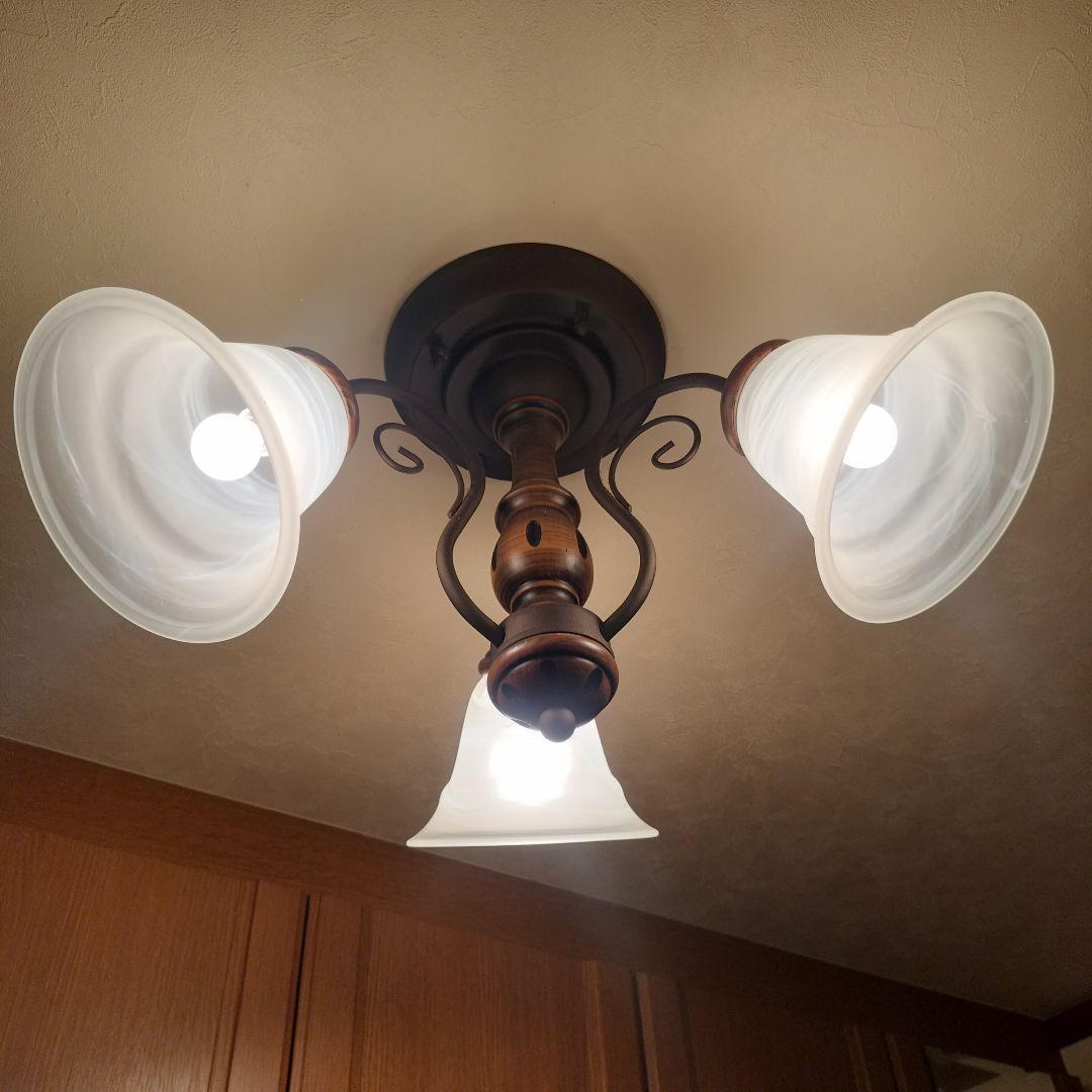 アンティーク風 クラシック風 3灯シーリングライト 電球付