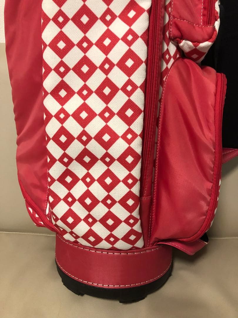 送料込み】超激レア　数量限定販売　オノフ　ONOFF キャディバッグ　レディース