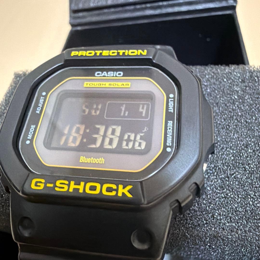 GショックGW-B5600CY-1JF bluetooth +電波ソーラー