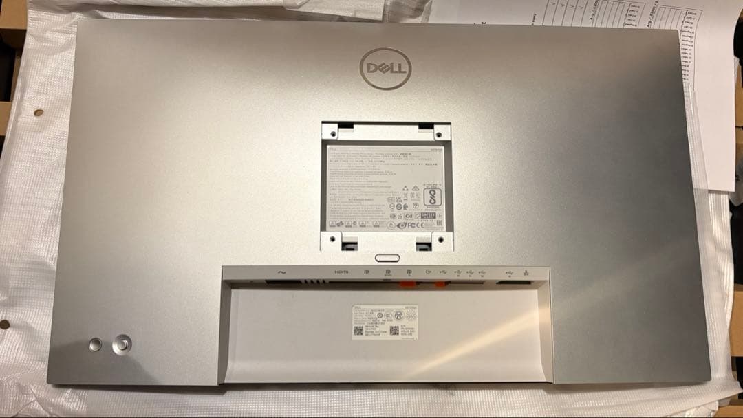 DELL 4Kモニター　27インチ　U2723qx
