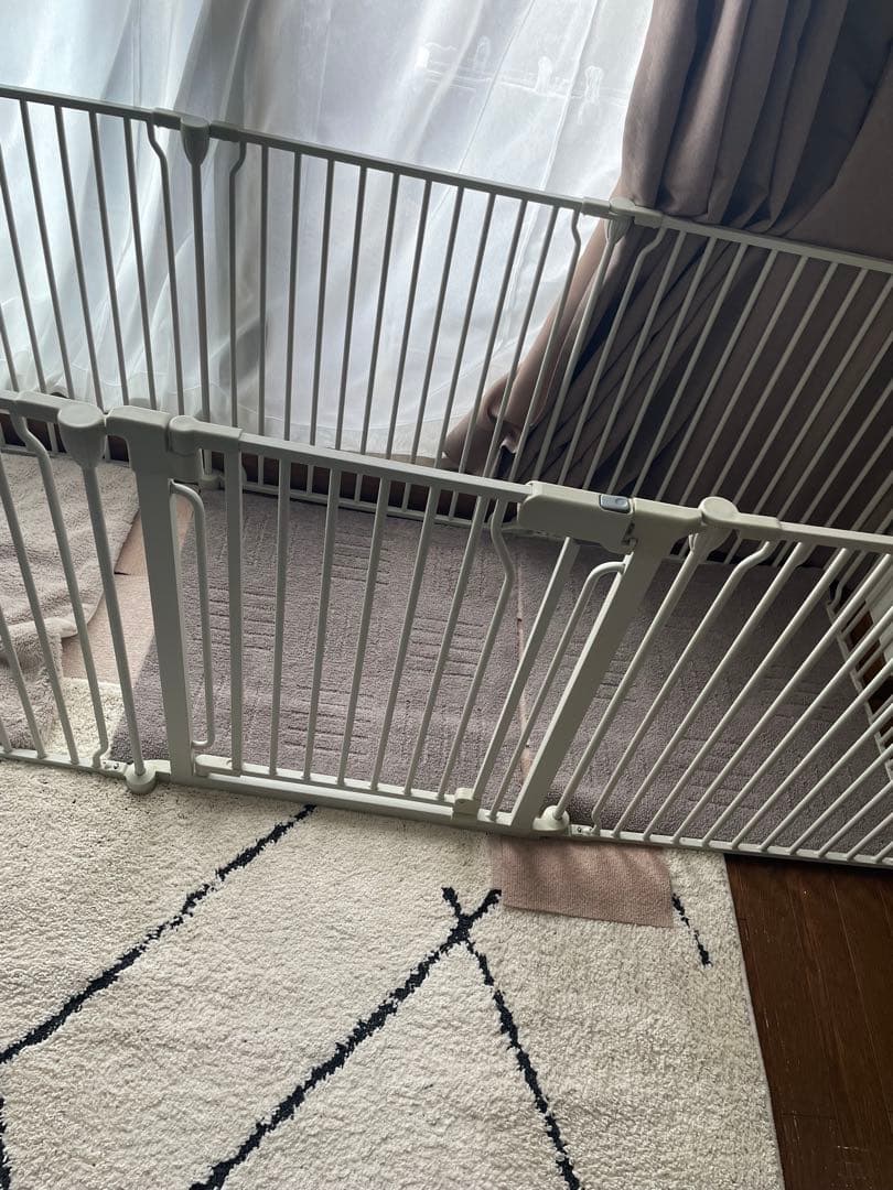 【美品】ごくせま　ライトグレージュ　ペットフェンス　サークル　ゲート　犬　ケージ