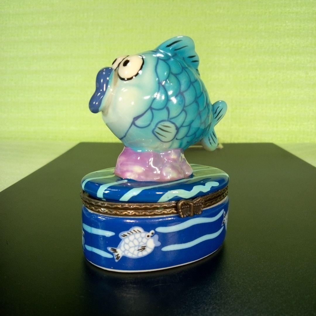 陶器製と思われる魚型の小物入れ　flyingtiger　フィギュア　置物　レア