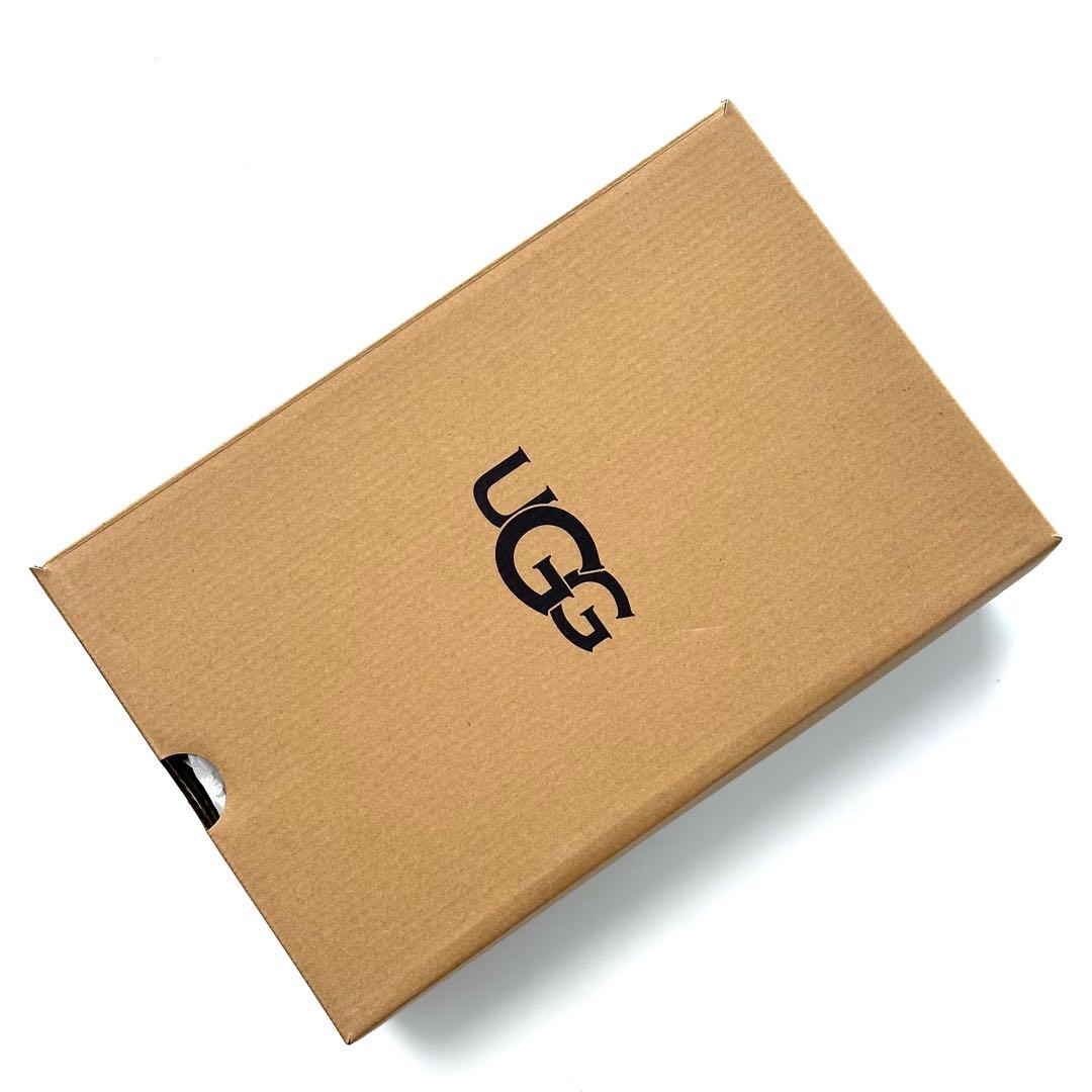 UGG クラシック マイクロ ショートブーツ