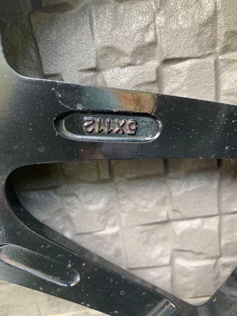 メルセデスベンツGLAスタッドレスセット