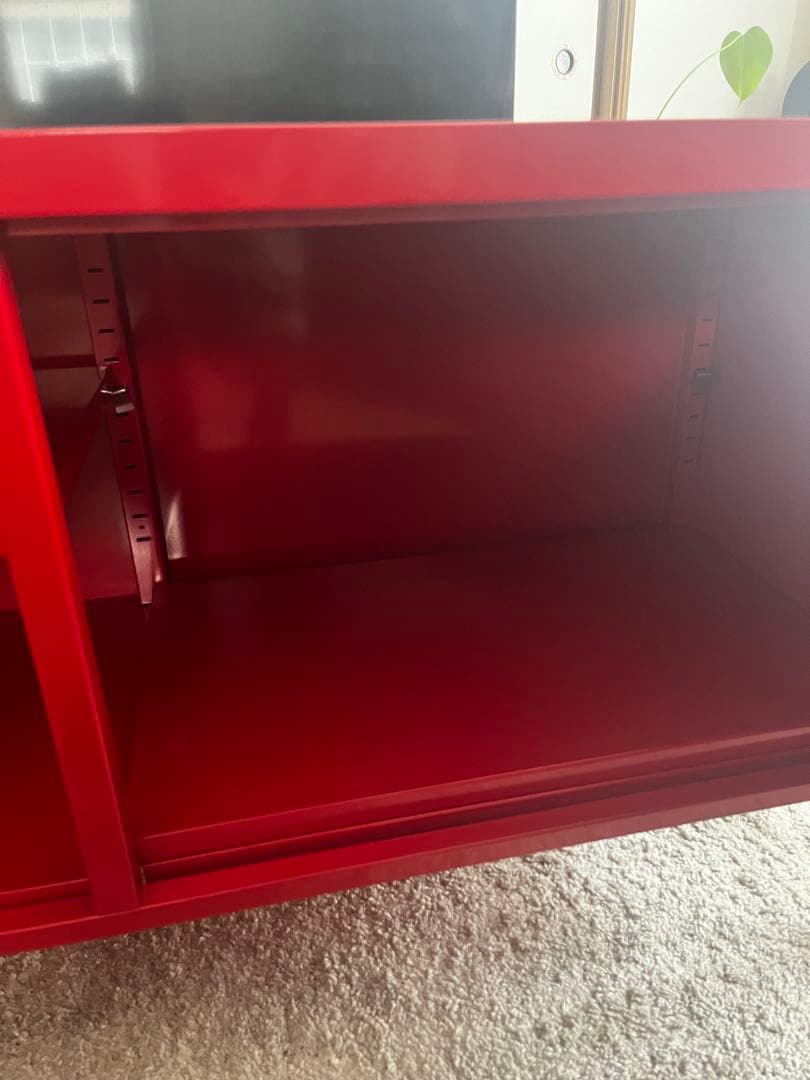 【廃盤品】 IKEA 赤いキャビネット 訳あり