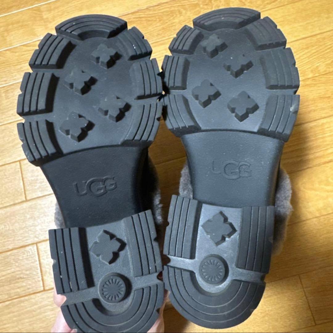UGG ムートンブーツ　Brooklyn Sunburst 厚底