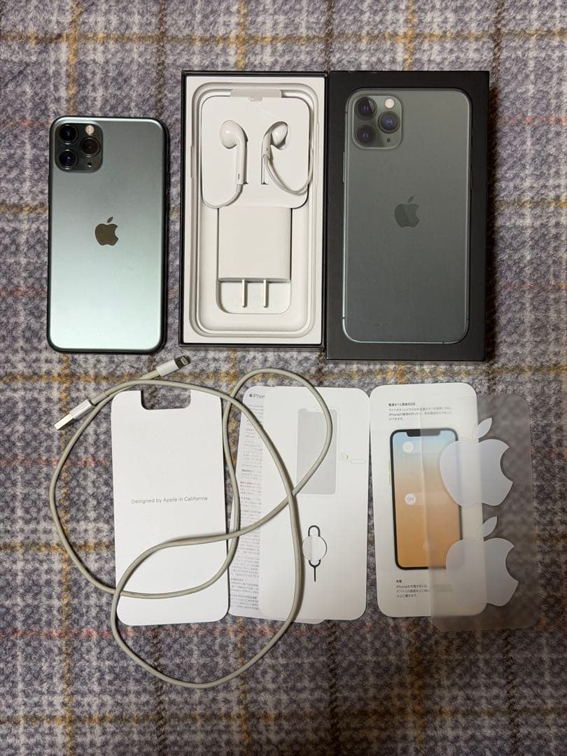 iPhone 11 Pro 64GB バッテリー 84% ミッドナイトグリーン