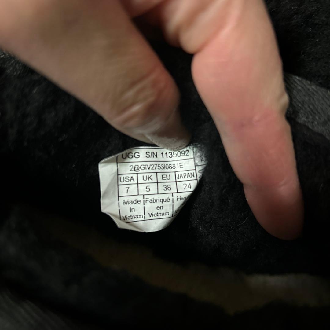 UGG クラシック ウルトラミニ プラットフォーム 24cm ブラック　厚底