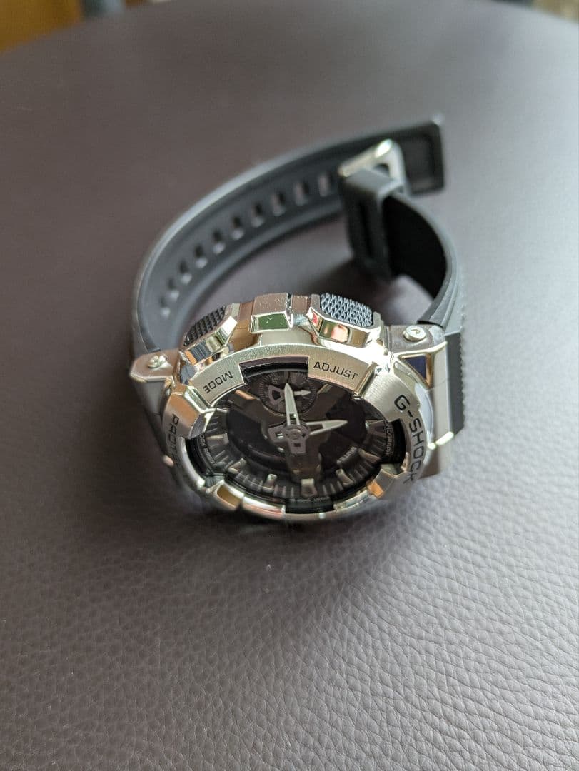 【美品】G-SHOCK　GM-110-1AJF　メタル　シルバー