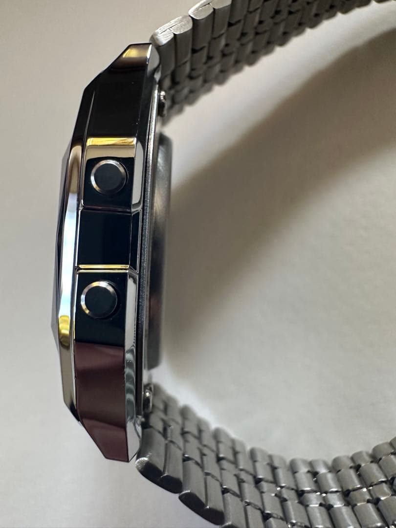 CASIOカシオ天然ダイヤモンドチプカシ A159WAD-1 ホログラム付き