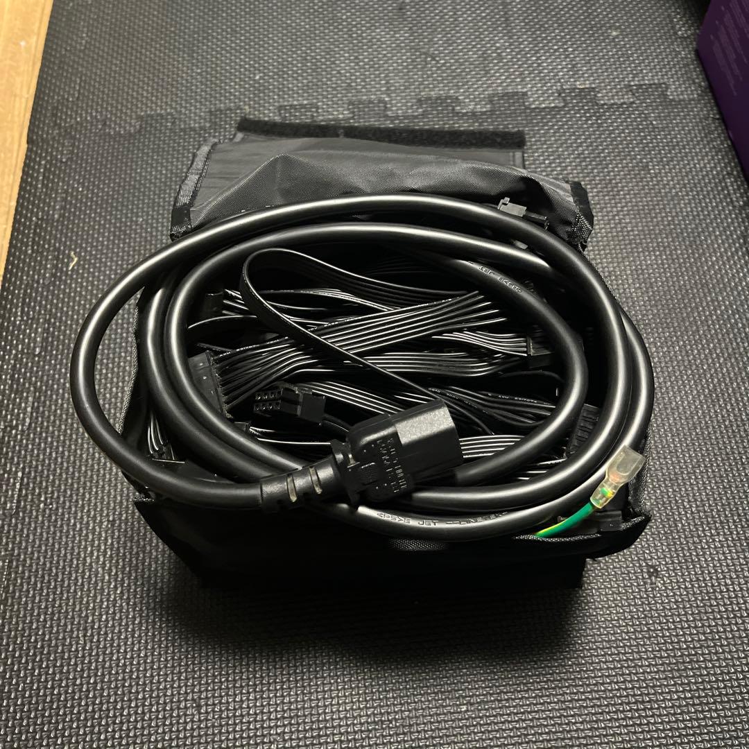 電源ユニット Cooler Master V1000 PLATINUM 1000W