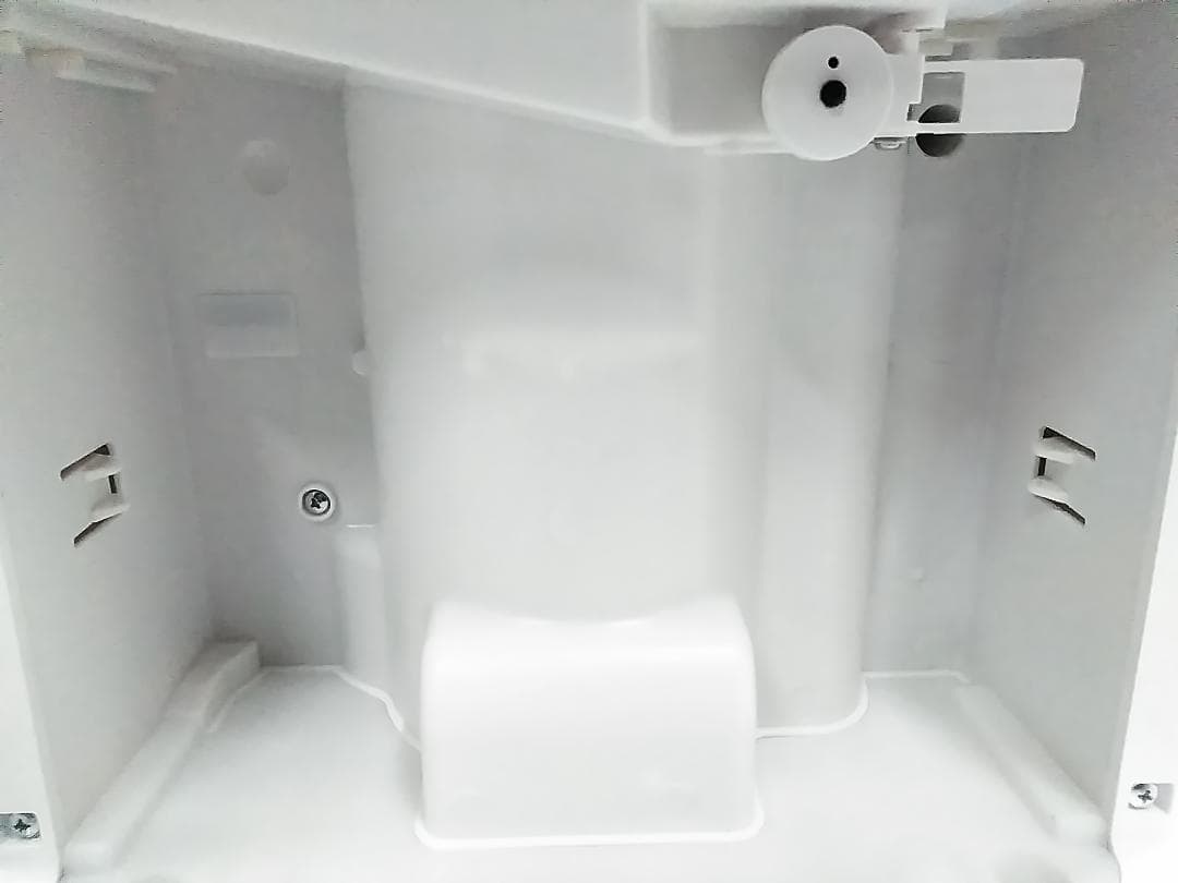 極美品 2024年製 アイリスオーヤマ DCE-6515 除湿機 衣類乾燥 ★