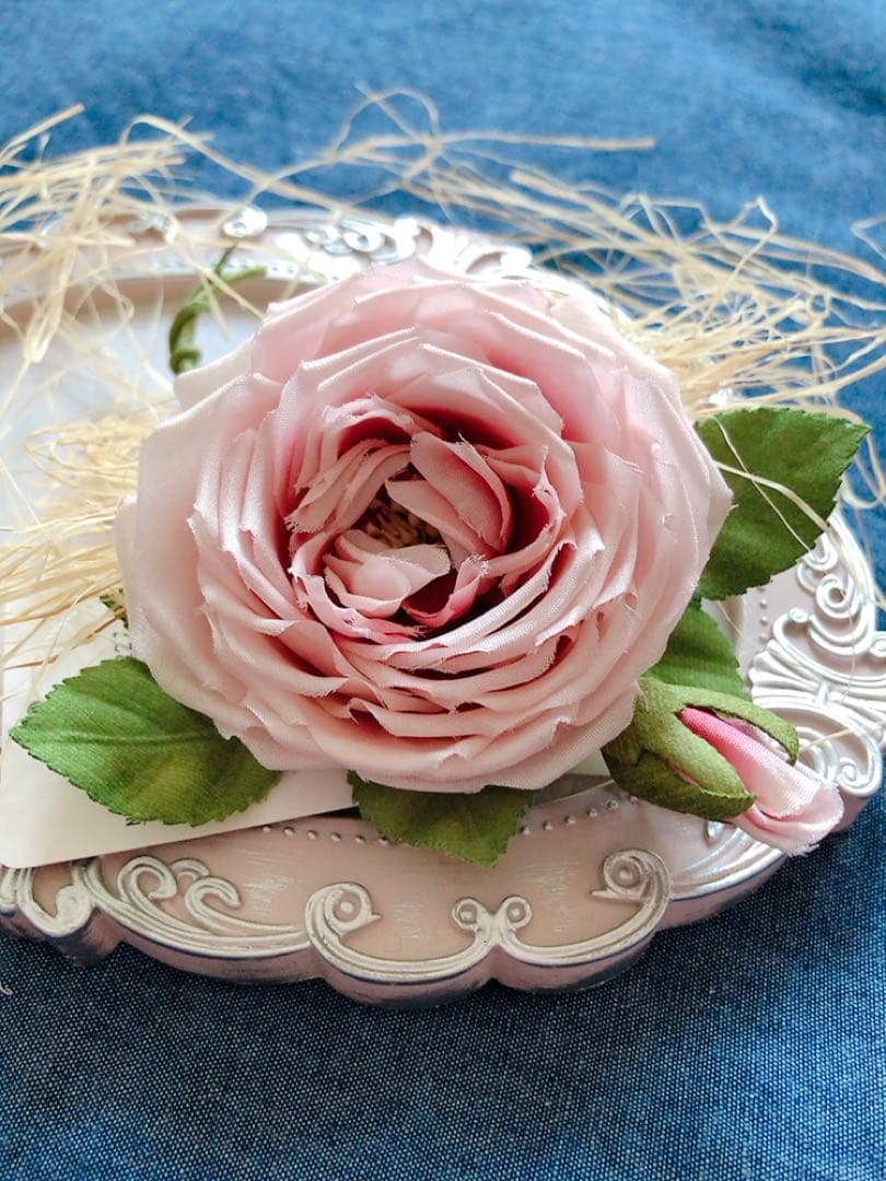 ピンクハウス❤️【未使用】藁付きばらコサージュ❤️