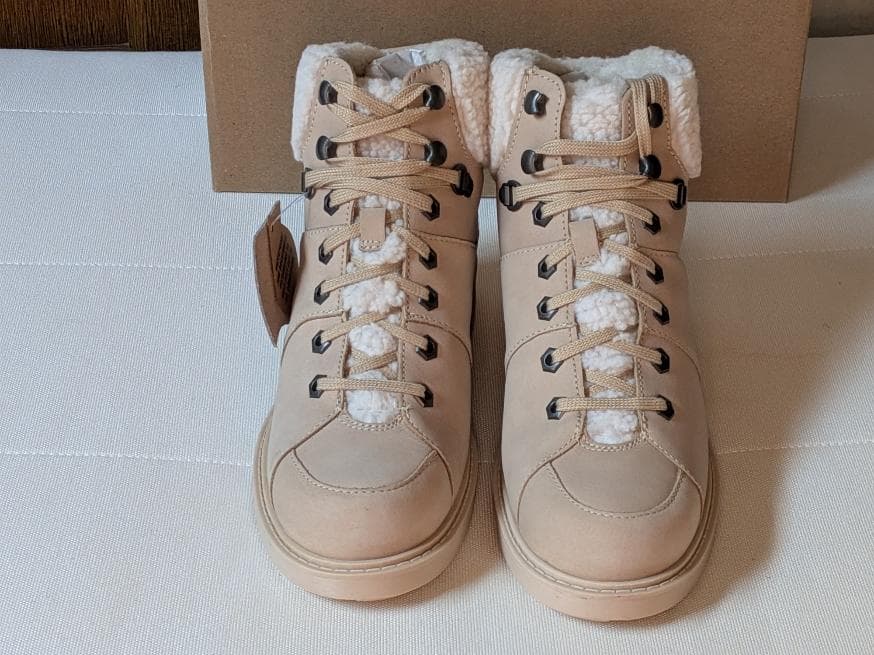 新品Clarksレースアップブーツ Orinoco2Hikeウォータープルーフ