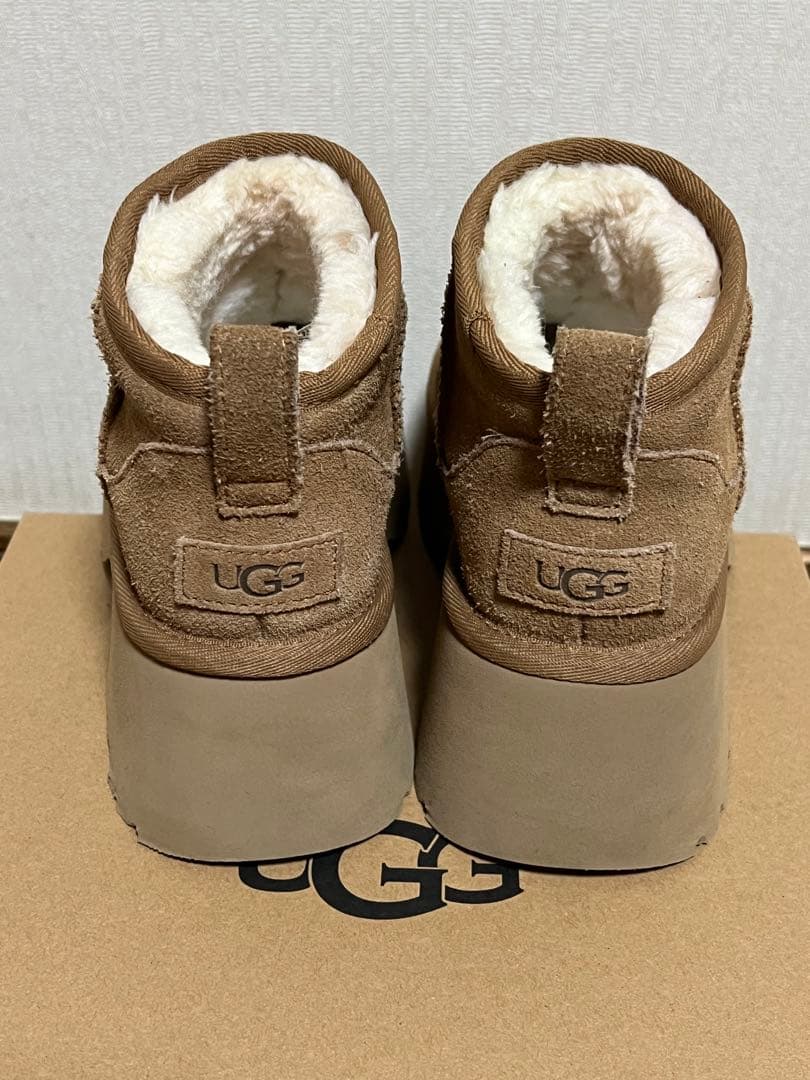 UGG クラシックウルトラミニ　ニューハイツ　厚底
