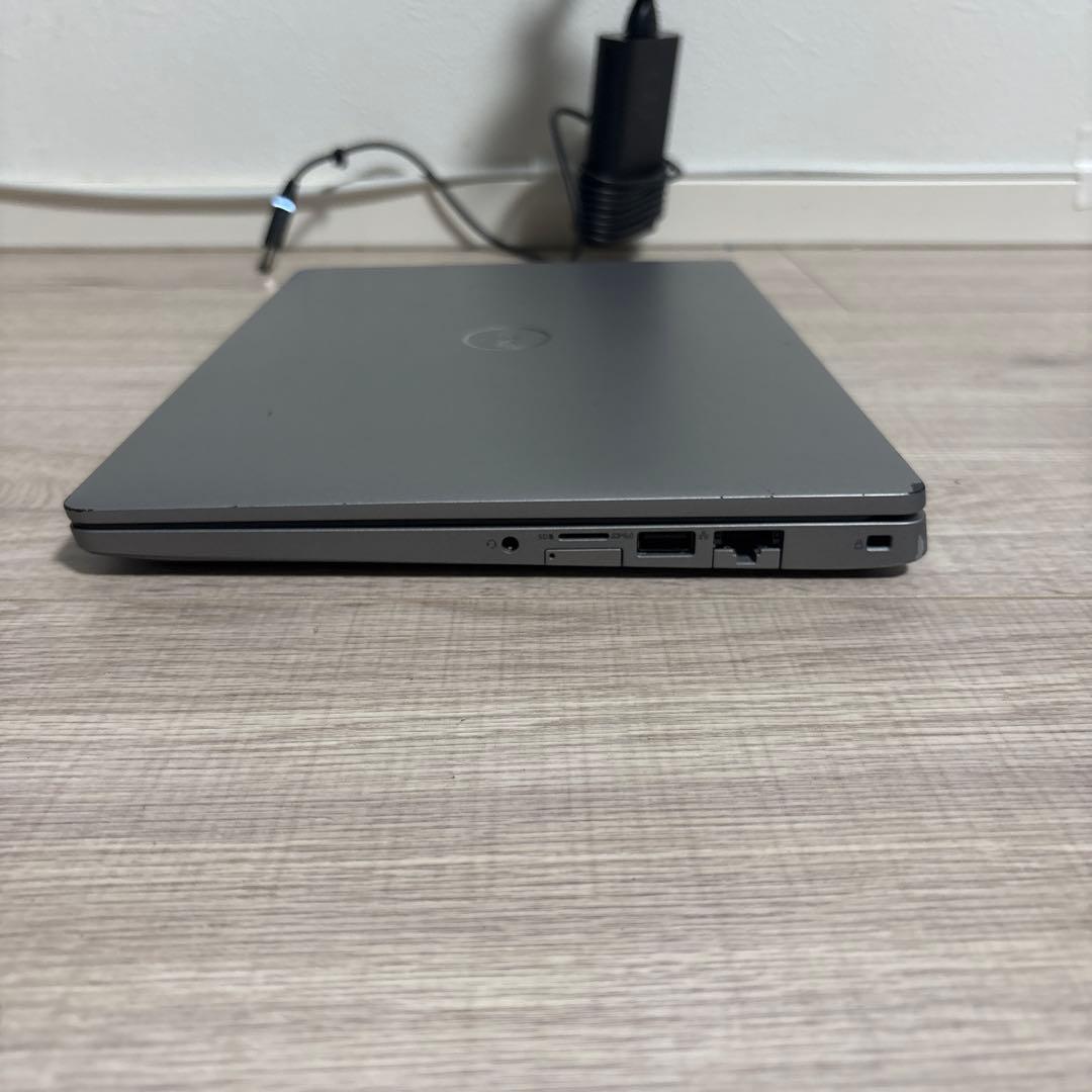 DELLノートパソコン　16GB メモリ256GB ノートPC