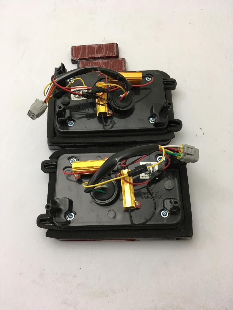 中*也様 訳有 スズキ エブリィ LEDテールランプ シーケンシャルウインカー切