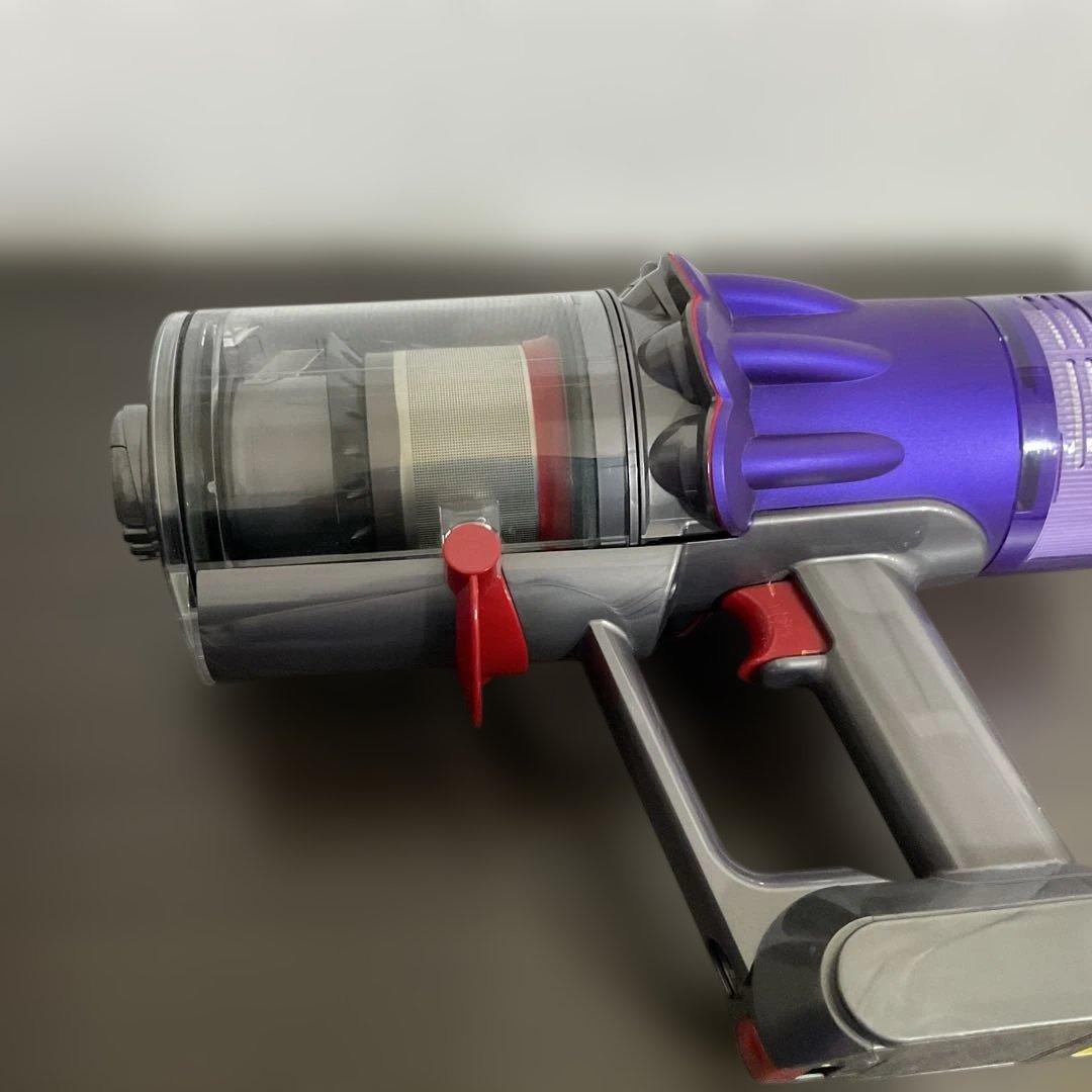 33. 『洗浄済』Dyson Digital Slim Fluffy SV18