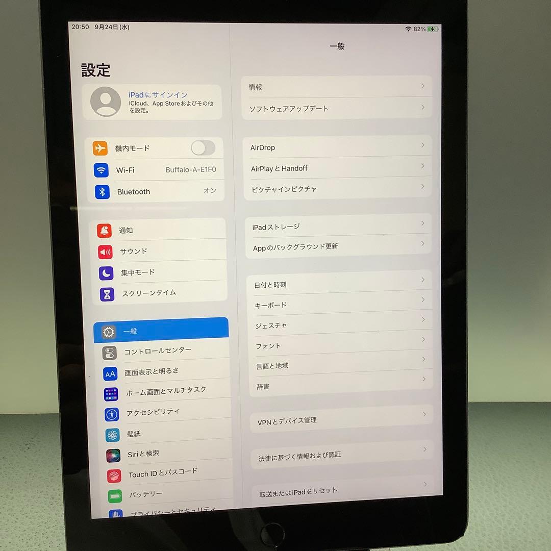 iPad第5世代128G wifi Gray バッテリー新品100%Gray