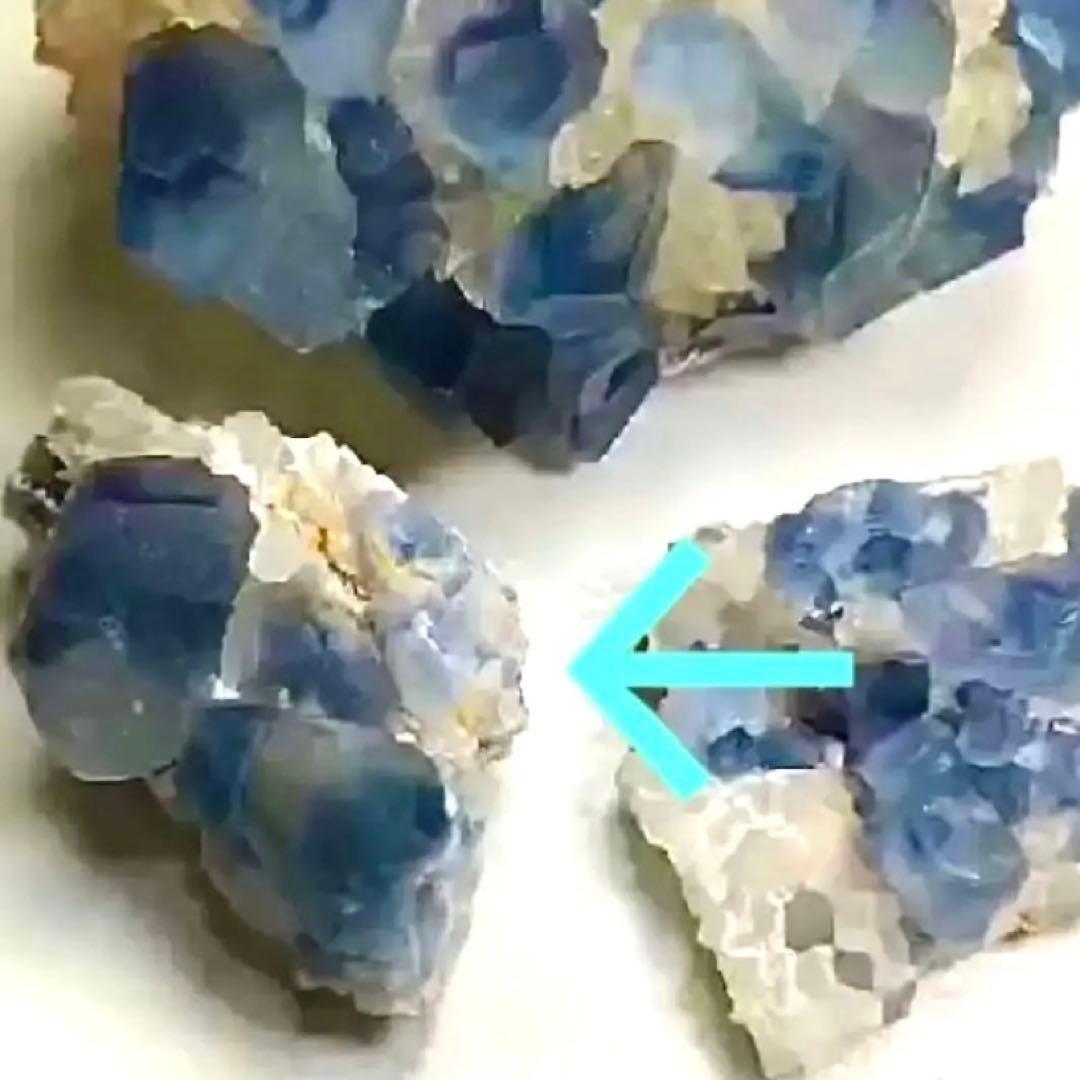 希少！カルサイト共生のセレスティン結晶標本B/原石 鉱物/クラスター