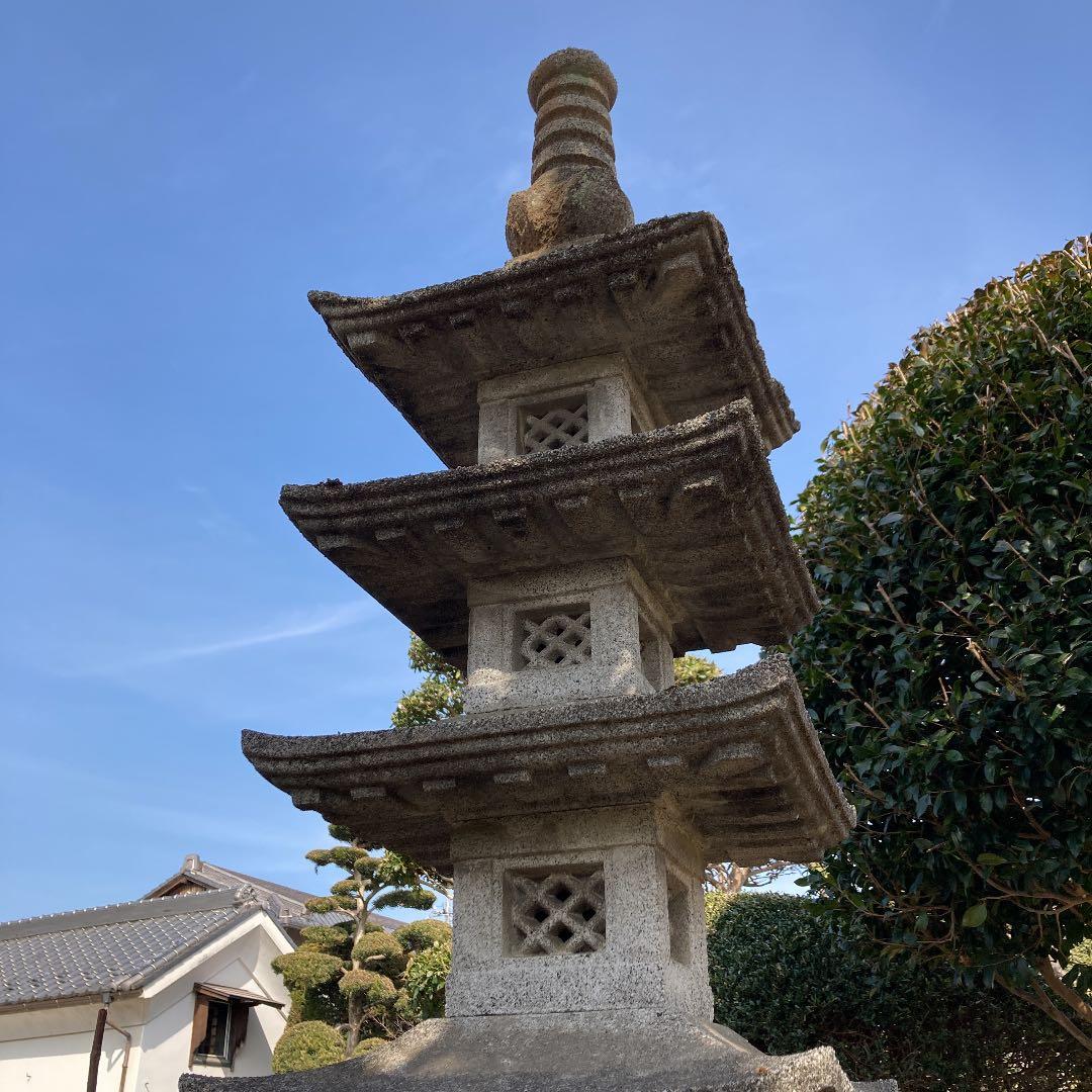 五重の塔　庭石　灯籠　灯篭　昭和レトロ