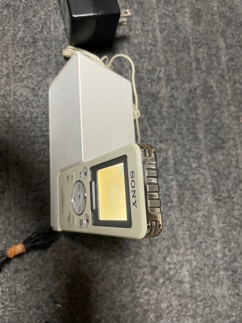SONY ICZ-R100 ポータブルラジオレコーダー