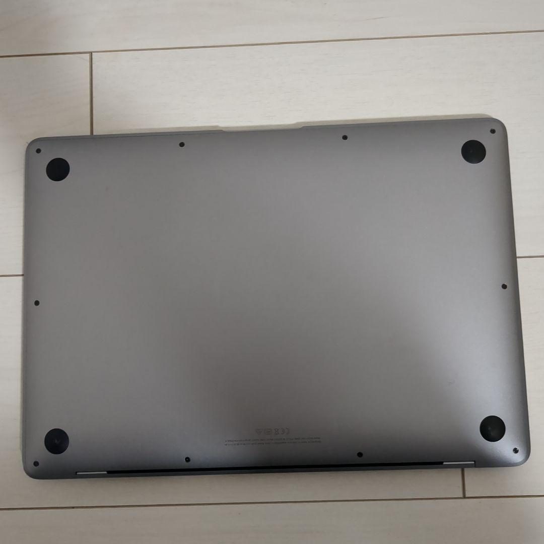 M1 MacBook Air Retinaディスプレイ