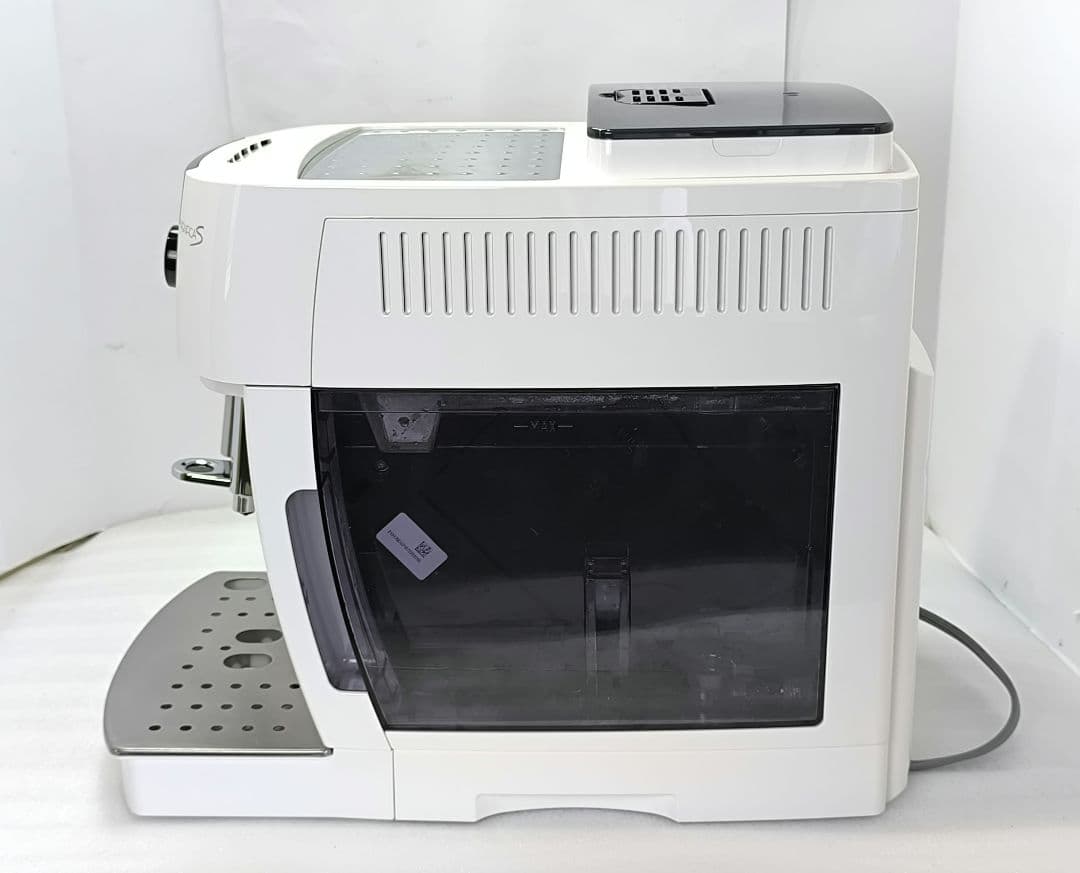 デロンギ　コンパクト全自動コーヒーマシンマグニフィカS ECAM22112W 2