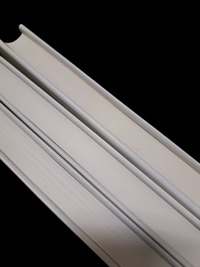 オートバイのサスペンション 自動車のサスペンション 自動車の操舵系と操安性