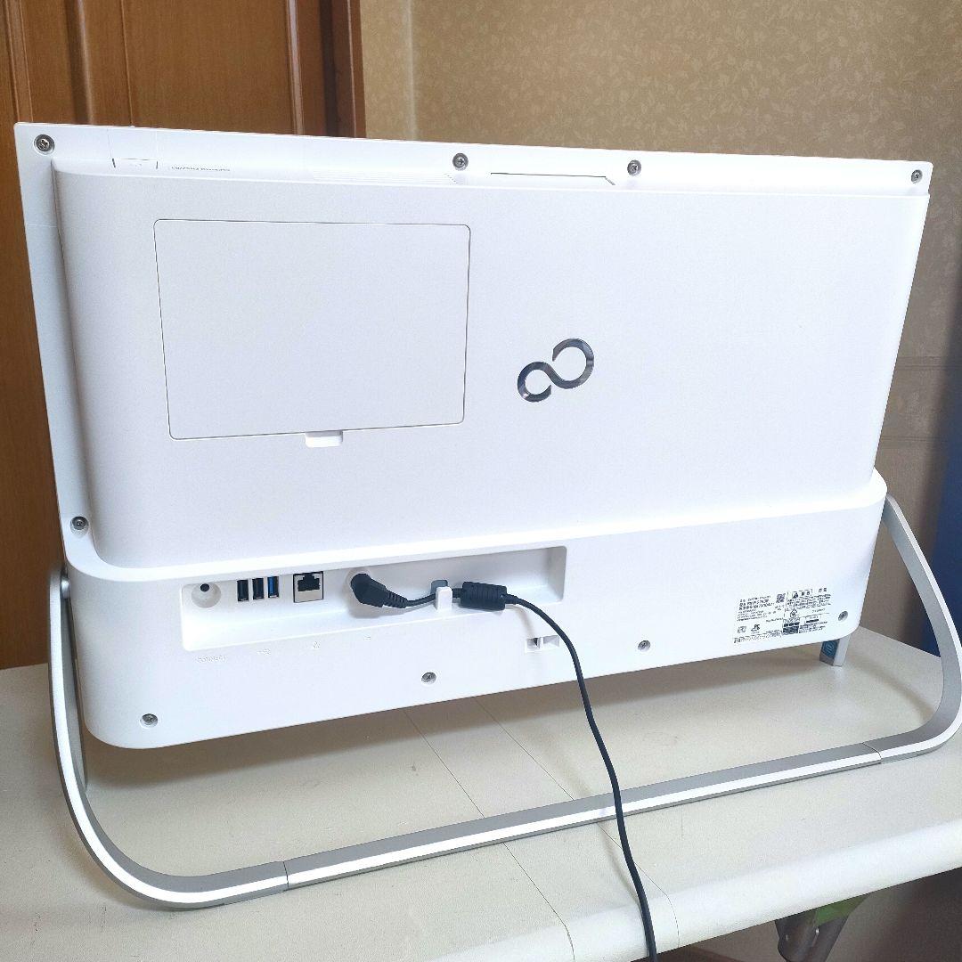 富士通 FMV ESPRIMO FH52/B3　Win11／Office2024