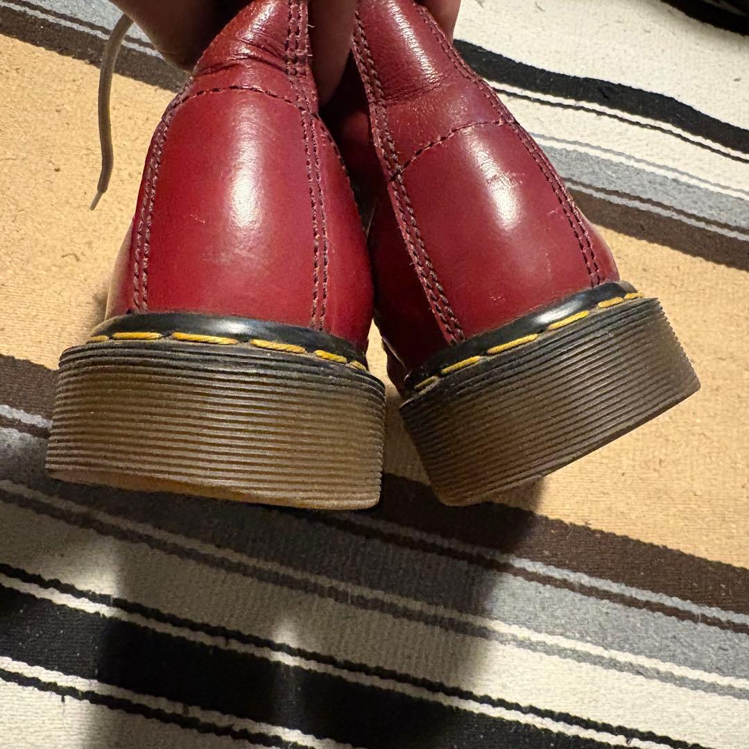 ドクターマーチン　英国製　チェリーレッド