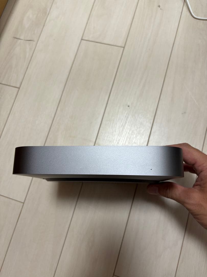 Mac mini 2018 Core i7 3.2GHz 6コア 16G 256