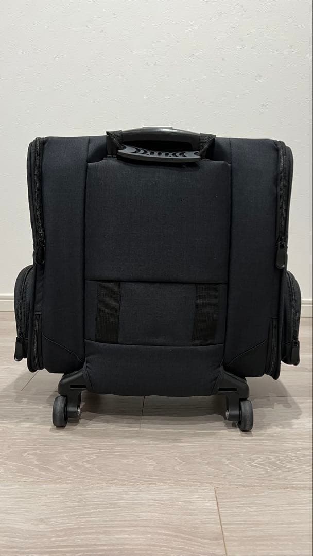 AIRBUGGY製　ブラック 中〜小型犬用 ペットキャリー