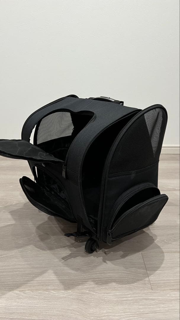 AIRBUGGY製　ブラック 中〜小型犬用 ペットキャリー