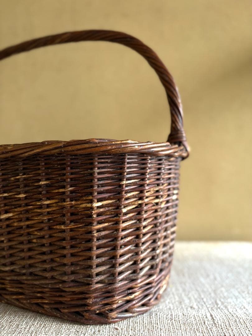 【蚤の市購入】希少！特大バスケット あけび/柳/ラタン/暮らしの道具 楕円籠