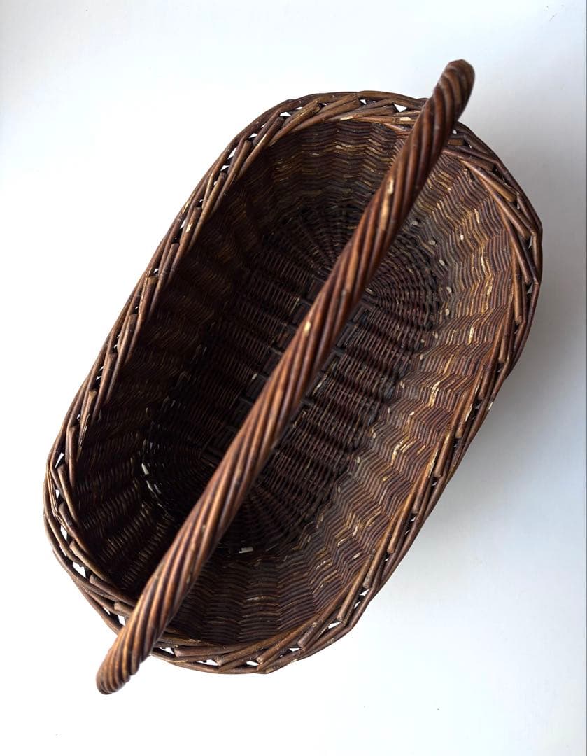 【蚤の市購入】希少！特大バスケット あけび/柳/ラタン/暮らしの道具 楕円籠