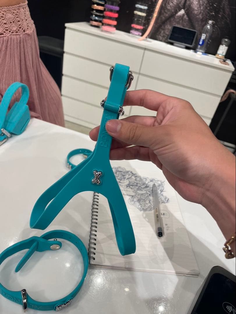 NY店舗購入　BONEFLY ドックハーネス　Mサイズ　入手困難