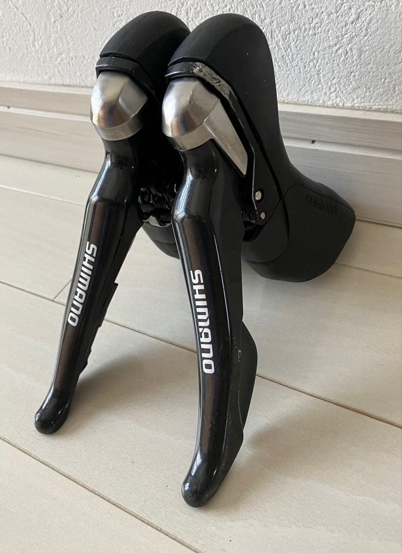 中古★シマノアルテグラST-RS685油圧ブレーキSTIレバー左右２S×11Ｓ