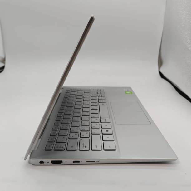 SSD512GB 第10世代i7 バッテリ◎ フルHD 13 8GB オフィス