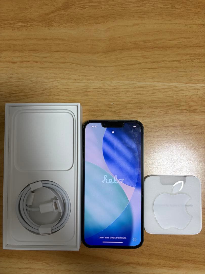 iPhone13 グリーン　純正ケーブル、箱付き、SIMフリー