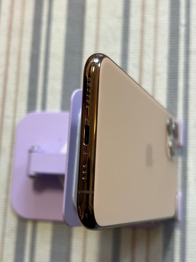 iPhone 11 Pro 256G Simフリー　OS17